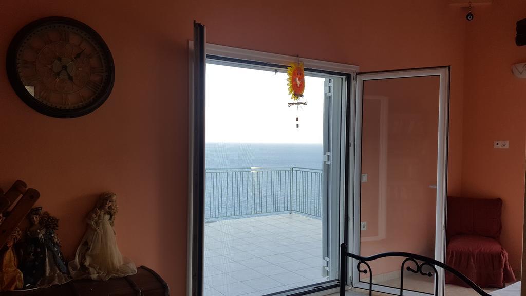 Villa Aegean Balcony Ahladerí Kültér fotó